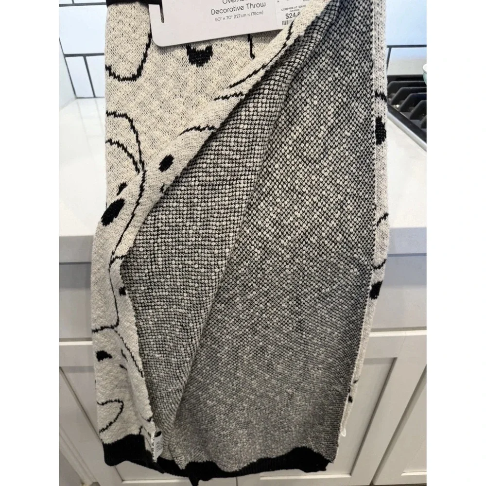 Goblin & Ghoul Off White Black Knit Throw Blanket Halloween Ghosts 50x70